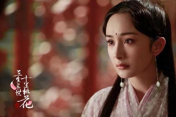 古装剧中“流苏髻”装扮，赵丽颖甜美可爱，她最清丽脱俗！