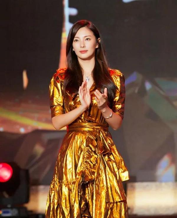 明星一旦离开了PS之后，你会发现原来娱乐圈有这么多“照骗”