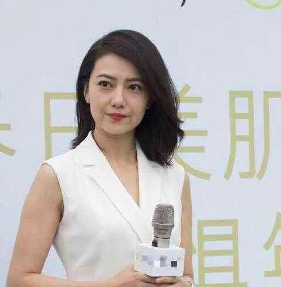 40岁女星未修图，赵薇俞飞鸿脸下垂，陈乔恩面松弛，哪有中年少女
