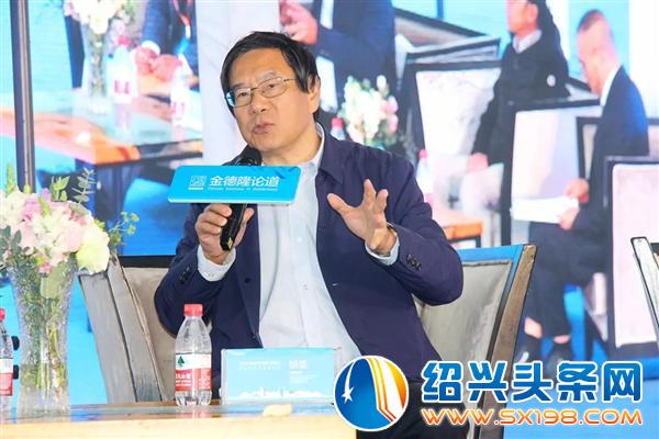 导师胡坚与靳斌联合把脉九鼎装饰-4 导师胡坚与靳斌联合把脉九鼎装饰-4