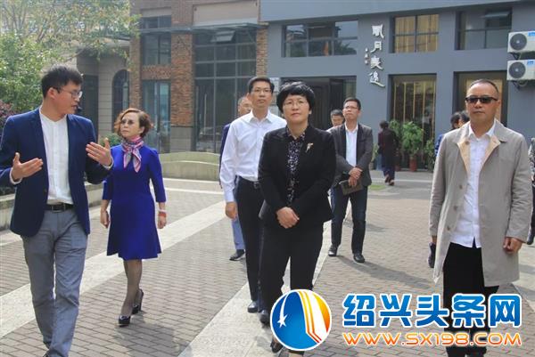 宣传部长丁如兴专程陪同乐山市委常委