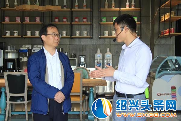 衢州市商务局党组书记-1