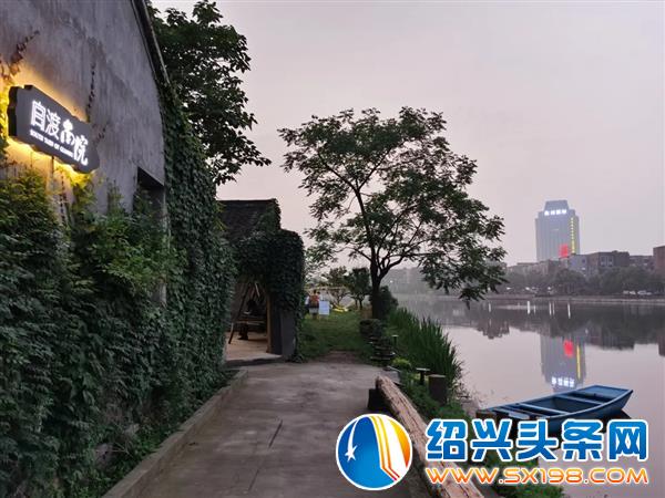全力完善营商环境 全力完善营商环境