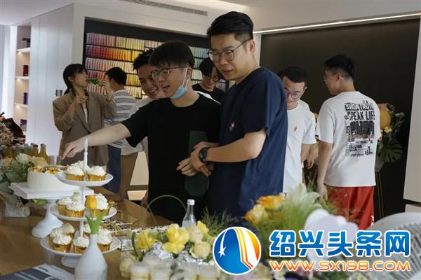百色熊来了-8