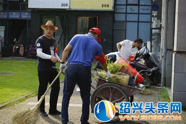 形尔尚党支部与工会成员参与金德隆公共环境整治行动-6