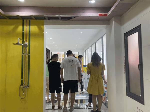 周年庆典现场人气爆棚-1