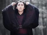李易峰观影两度感动落泪