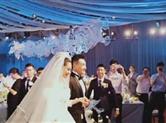 “军嫂”张馨予婚礼现场曝光 泪流满面告白何捷