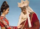 赵丽颖成名之前有多曲折？曾经给冯绍峰演过四部剧的小配角