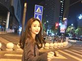 又换女友？王思聪和网红约饭 其前男友是变形计主人公