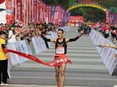 ·2019诸暨西施马拉松今晨于城市广场鸣枪开跑