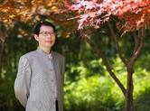 女神书法簪花小楷背后的男人