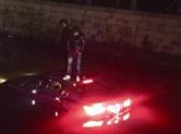 好悲伤！男子为了捡一根香烟 40万打了“水漂”