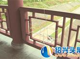 头条直击——嵊州廊桥多处破损 存在一定的安全隐患