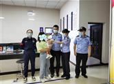 离谱！夫妻吵架赌气竟将孩子扔在车站 幸亏有这群人……
