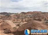 诗人王英娥诗歌《七彩丹霞(外二首) 》欣赏
